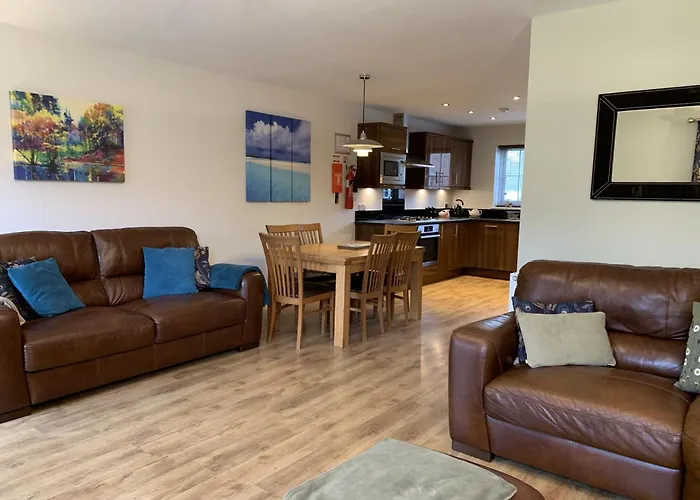 Anchors Away At The Bay Filey, Sleeps 7, 2 Dogs Welcome For Free Too